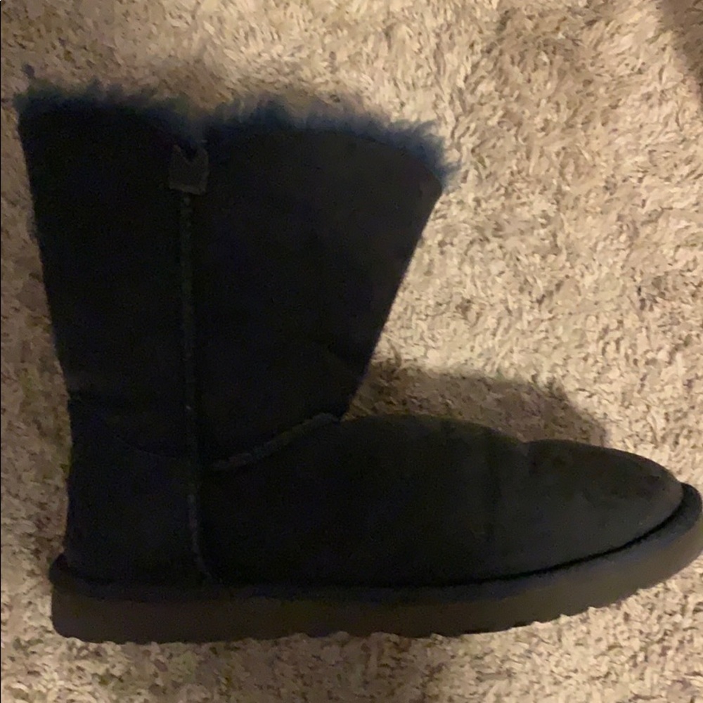 Ugg Bailey Button - image 2